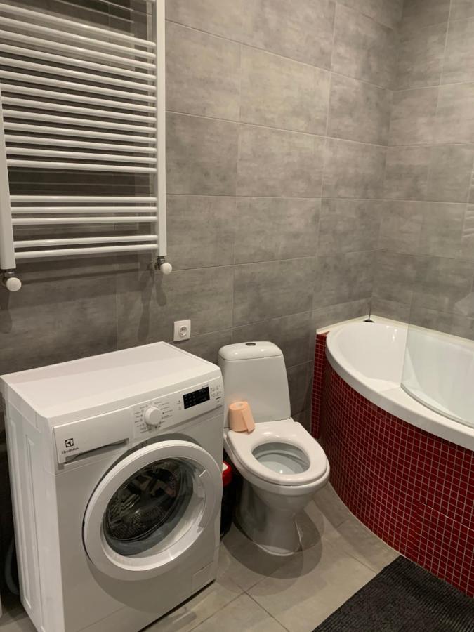 Срібний Дім Apartments Truskavec' Esterno foto